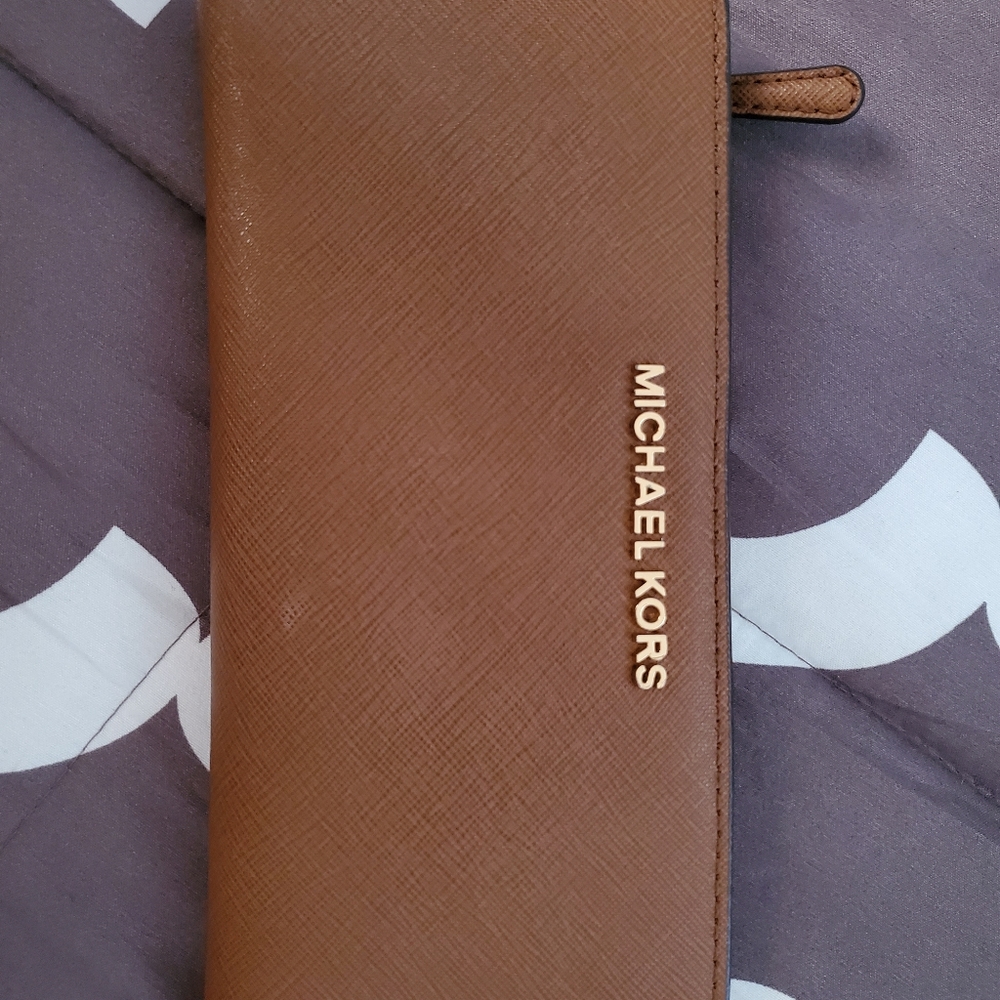 Michael Kors wallet